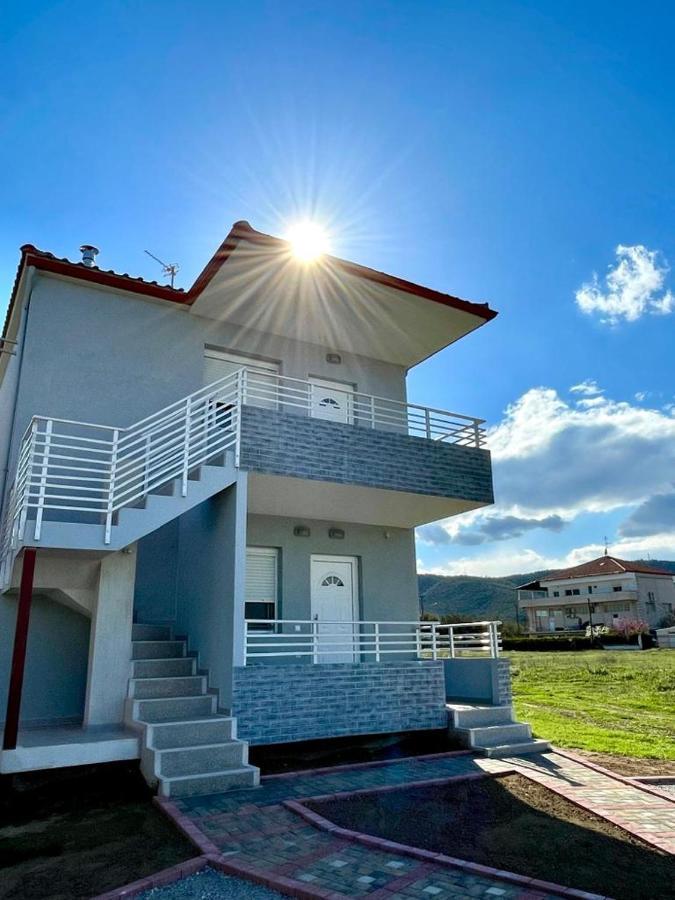 The Breeze & Sunlight Apartment Nea Vrasna Exterior foto